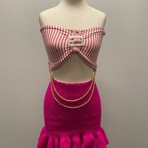 Vertical striped tube top